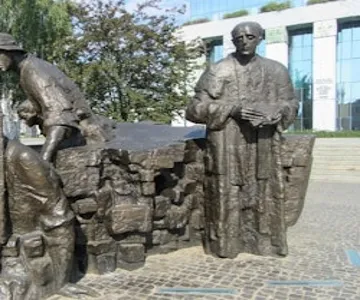 Warsaw: Wartime Self-Guided Audio Tour